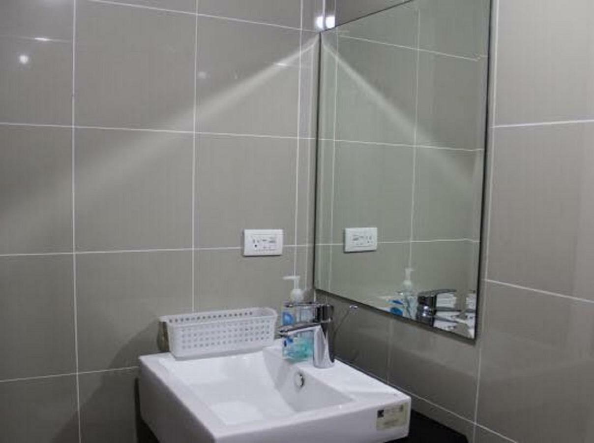 Cubao Manhattanheights Unit 7Ef Tower B, 1Br Μανίλα Εξωτερικό φωτογραφία